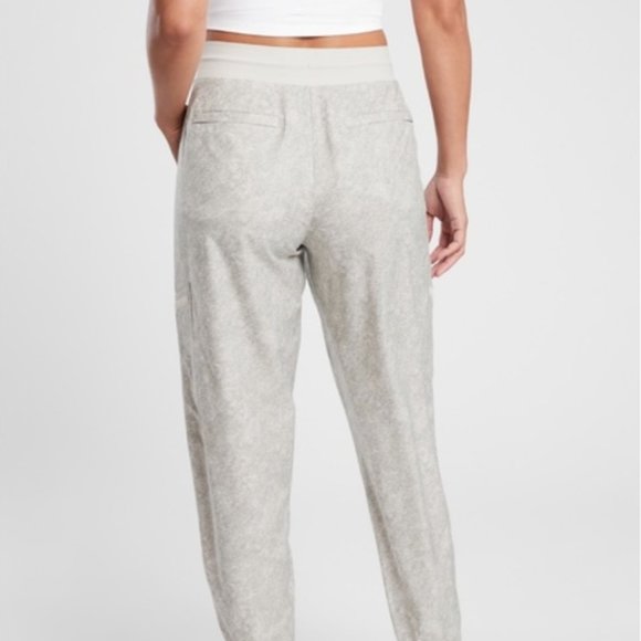 Athleta Venture Printer Pant Joggers in Viper Gray Women's size 4 - Picture 4 of 13